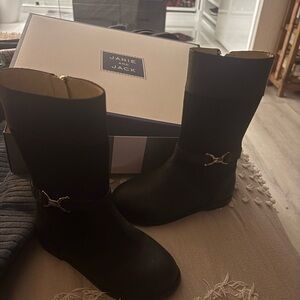 Boots BLACK size 10 GREAT CONDITION